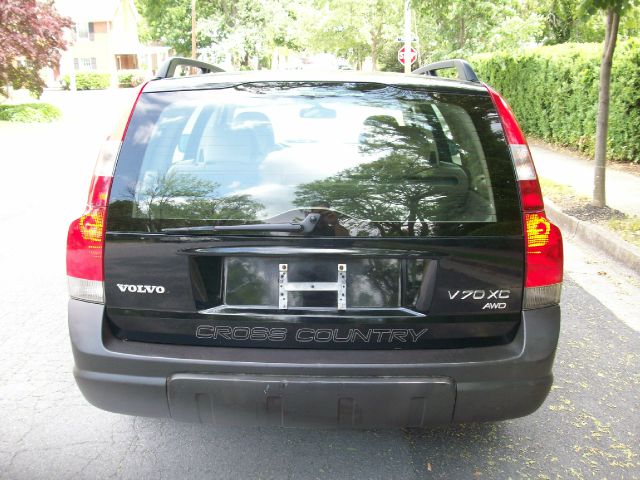 2001 Volvo V70 XC EX - DUAL Power Doors