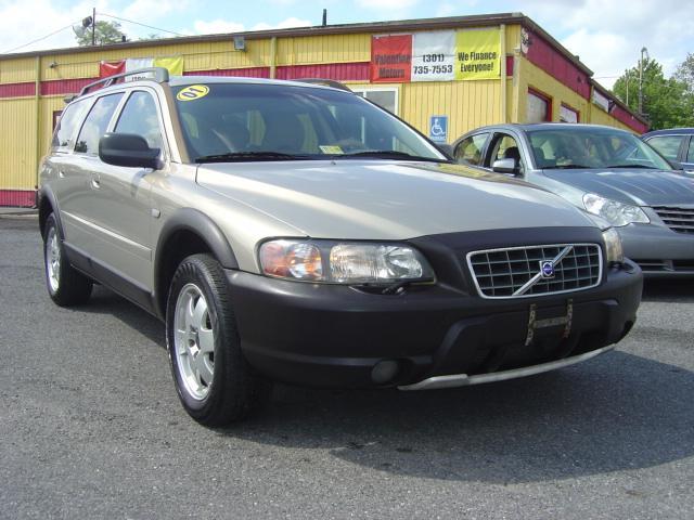 2001 Volvo V70 XC S Convertible 2D