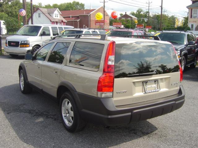 2001 Volvo V70 XC S Convertible 2D