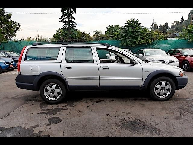 2002 Volvo V70 XC Unknown