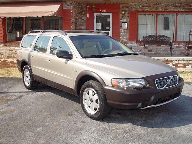 2002 Volvo V70 XC SLT Denali AWD