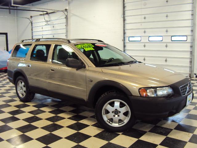 2002 Volvo V70 XC Unknown