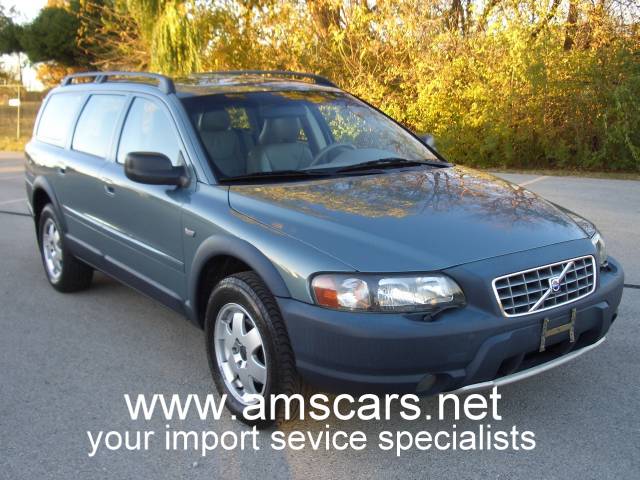 2002 Volvo V70 XC LE 4D Passenger Van