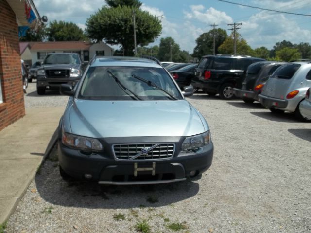 2002 Volvo V70 XC EX - DUAL Power Doors