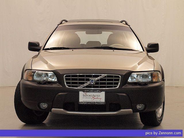 2002 Volvo V70 XC Ltz-awd-2nd Bench-heated Seats-1 Owner