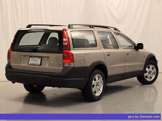 2002 Volvo V70 XC Ltz-awd-2nd Bench-heated Seats-1 Owner