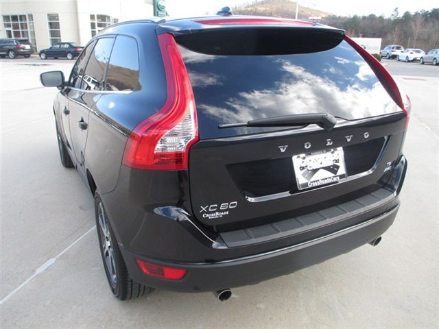 2011 Volvo XC60 LE 4x4 SUV