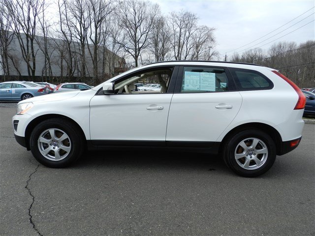 2011 Volvo XC60 SES 5dr