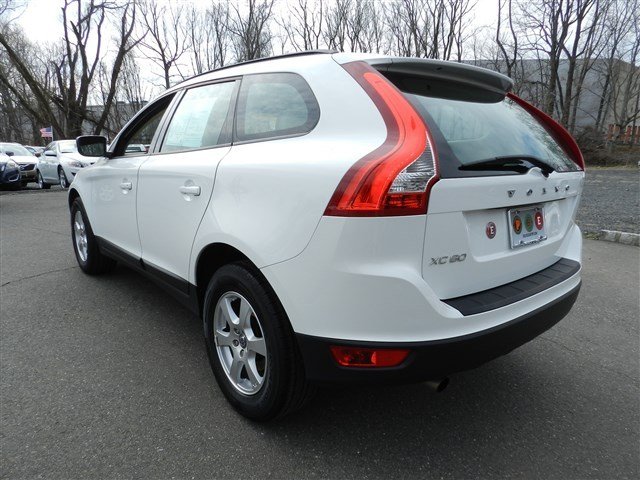 2011 Volvo XC60 SES 5dr