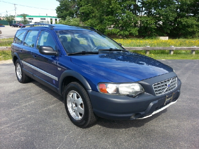 2002 Volvo XC70 Unknown