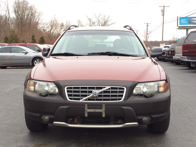 2002 Volvo XC70 EX - DUAL Power Doors