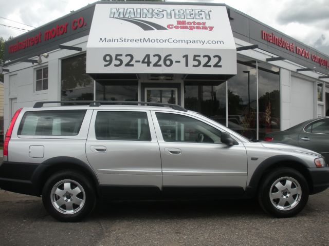 2003 Volvo XC70 LE 4D Passenger Van