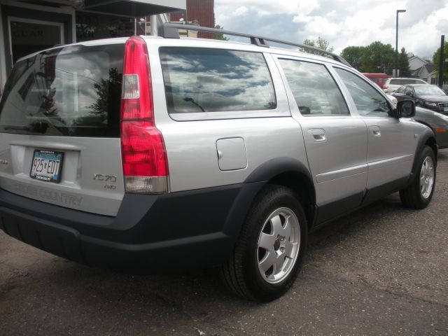 2003 Volvo XC70 LE 4D Passenger Van