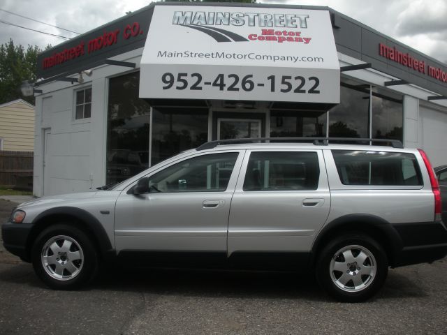 2003 Volvo XC70 LE 4D Passenger Van