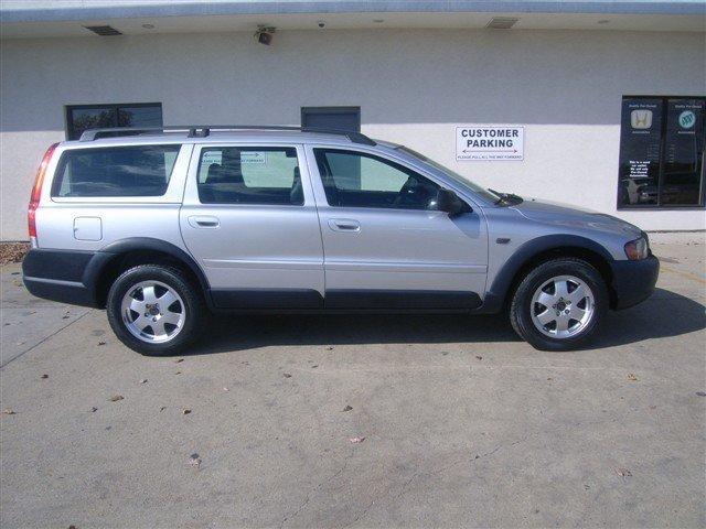 2003 Volvo XC70 3.0si AWD SUV