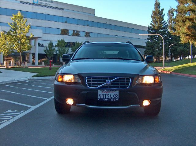 2004 Volvo XC70 SLT Denali AWD