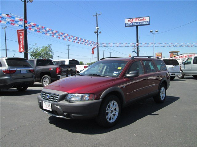 2004 Volvo XC70 4WD 4dr Sport