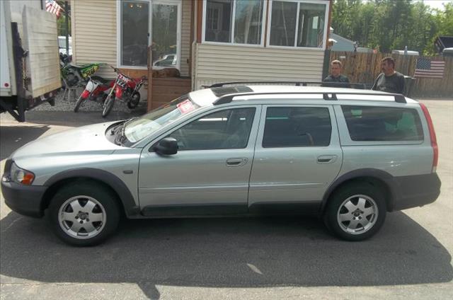 2004 Volvo XC70 147