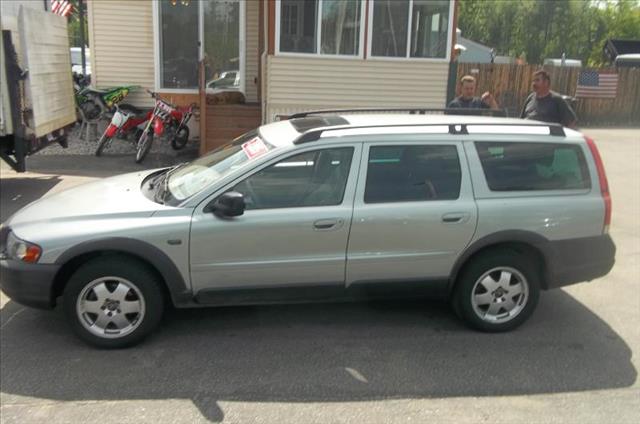 2004 Volvo XC70 147