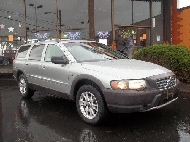 2004 Volvo XC70 LE 4D Passenger Van