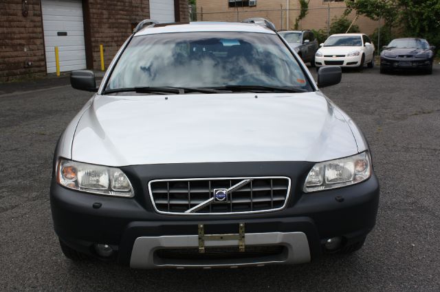 2005 Volvo XC70 LE 4D Passenger Van