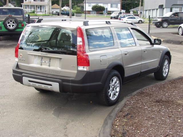 2005 Volvo XC70 Sport/leather