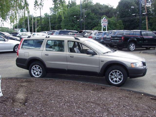 2005 Volvo XC70 Sport/leather