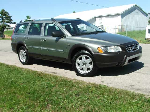 2006 Volvo XC70 LE 4D Passenger Van