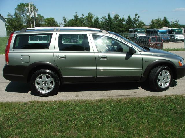 2006 Volvo XC70 LE 4D Passenger Van