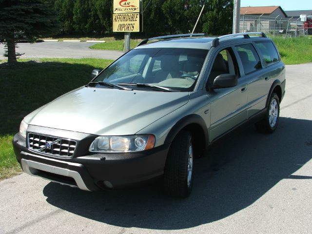 2006 Volvo XC70 LE 4D Passenger Van