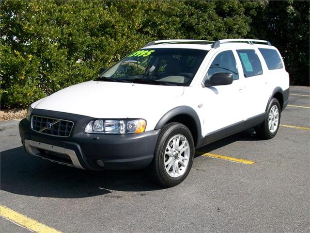 2006 Volvo XC70 4WD 4dr Sport