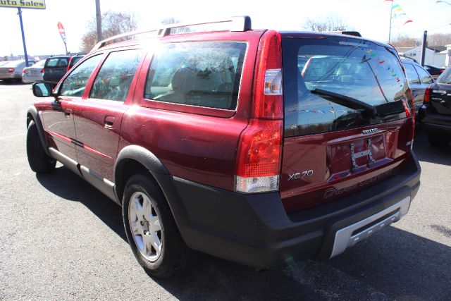 2006 Volvo XC70 LE 4D Passenger Van