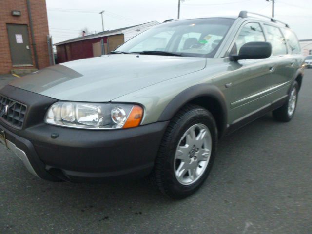 2006 Volvo XC70 LE 4D Passenger Van