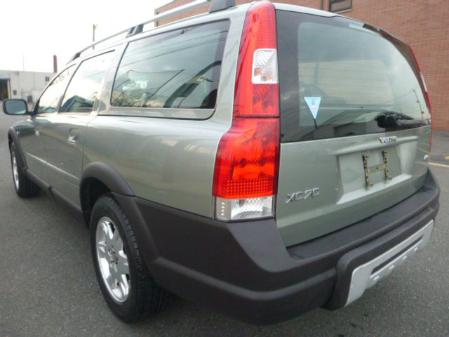 2006 Volvo XC70 LE 4D Passenger Van