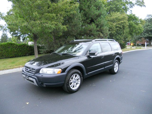 2007 Volvo XC70 LE 4D Passenger Van