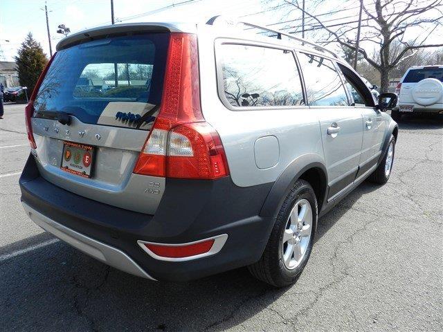 2008 Volvo XC70 Unknown