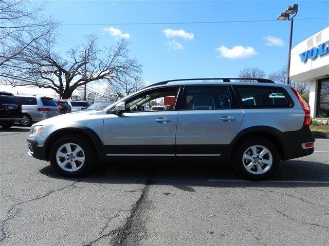 2008 Volvo XC70 Unknown