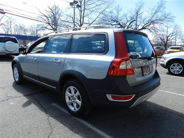 2008 Volvo XC70 Unknown