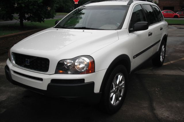 2003 Volvo XC90 3.0si Navigation Pano Htd Sts