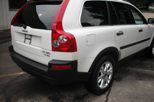 2003 Volvo XC90 3.0si Navigation Pano Htd Sts