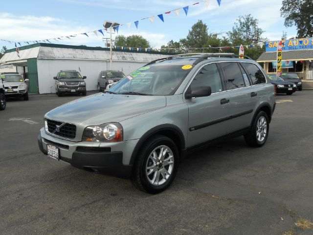 2003 Volvo XC90 3.0si Navigation Pano Htd Sts