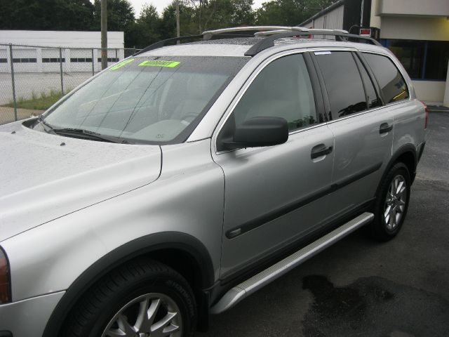 2003 Volvo XC90 3.0si Navigation Pano Htd Sts