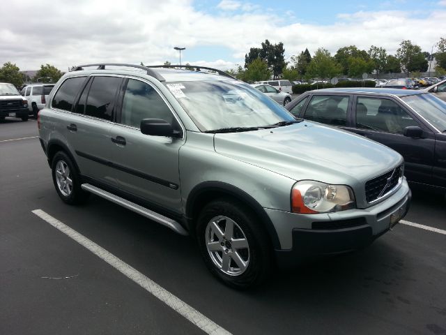 2003 Volvo XC90 Sport 4x4 SUV