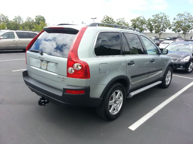 2003 Volvo XC90 Sport 4x4 SUV