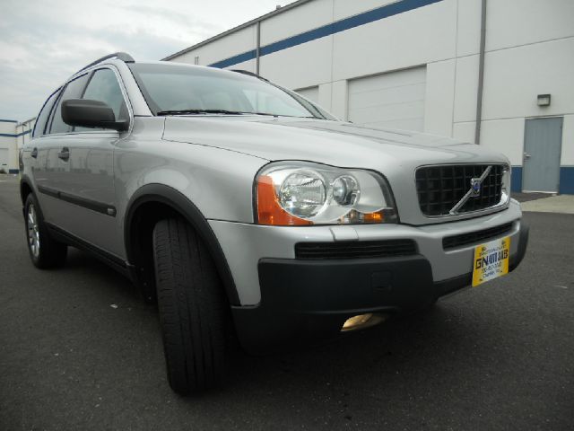 2003 Volvo XC90 3.0si Navigation Pano Htd Sts