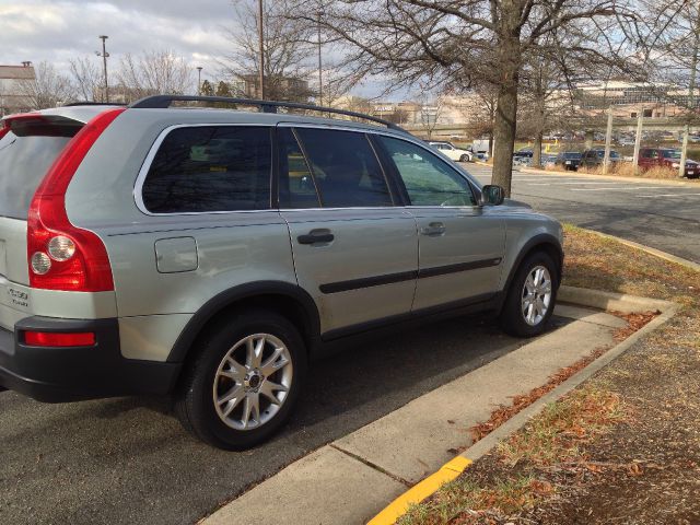 2003 Volvo XC90 Unknown