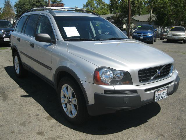 2003 Volvo XC90 3.0si Navigation Pano Htd Sts