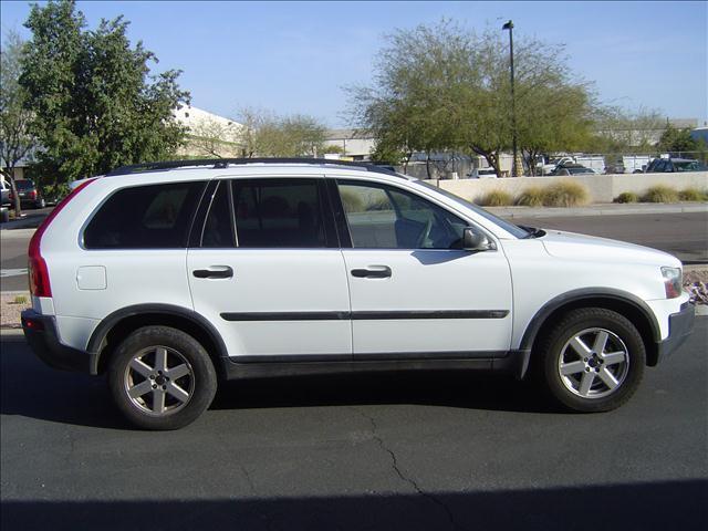 2004 Volvo XC90 Sport 4x4 SUV