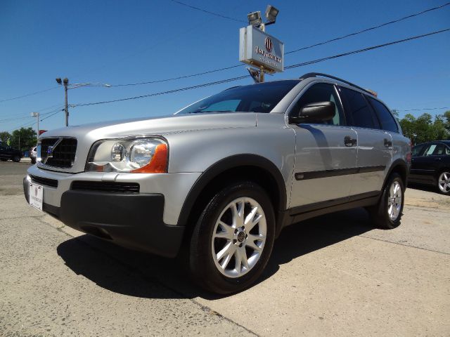 2004 Volvo XC90 3.0si Navigation Pano Htd Sts