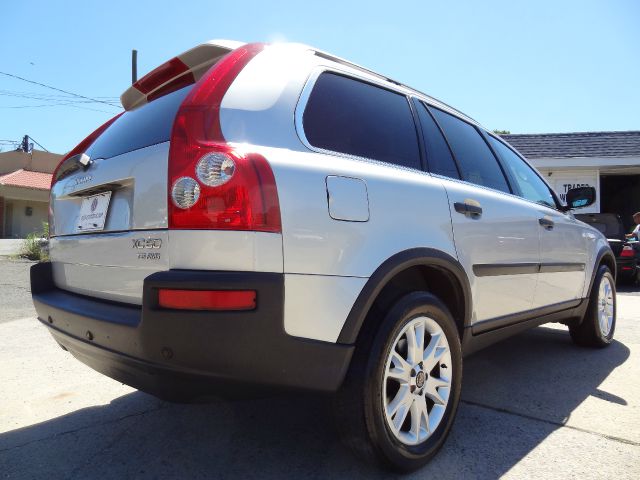 2004 Volvo XC90 3.0si Navigation Pano Htd Sts